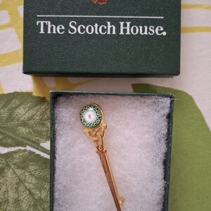 NIB, Scottish Brooch